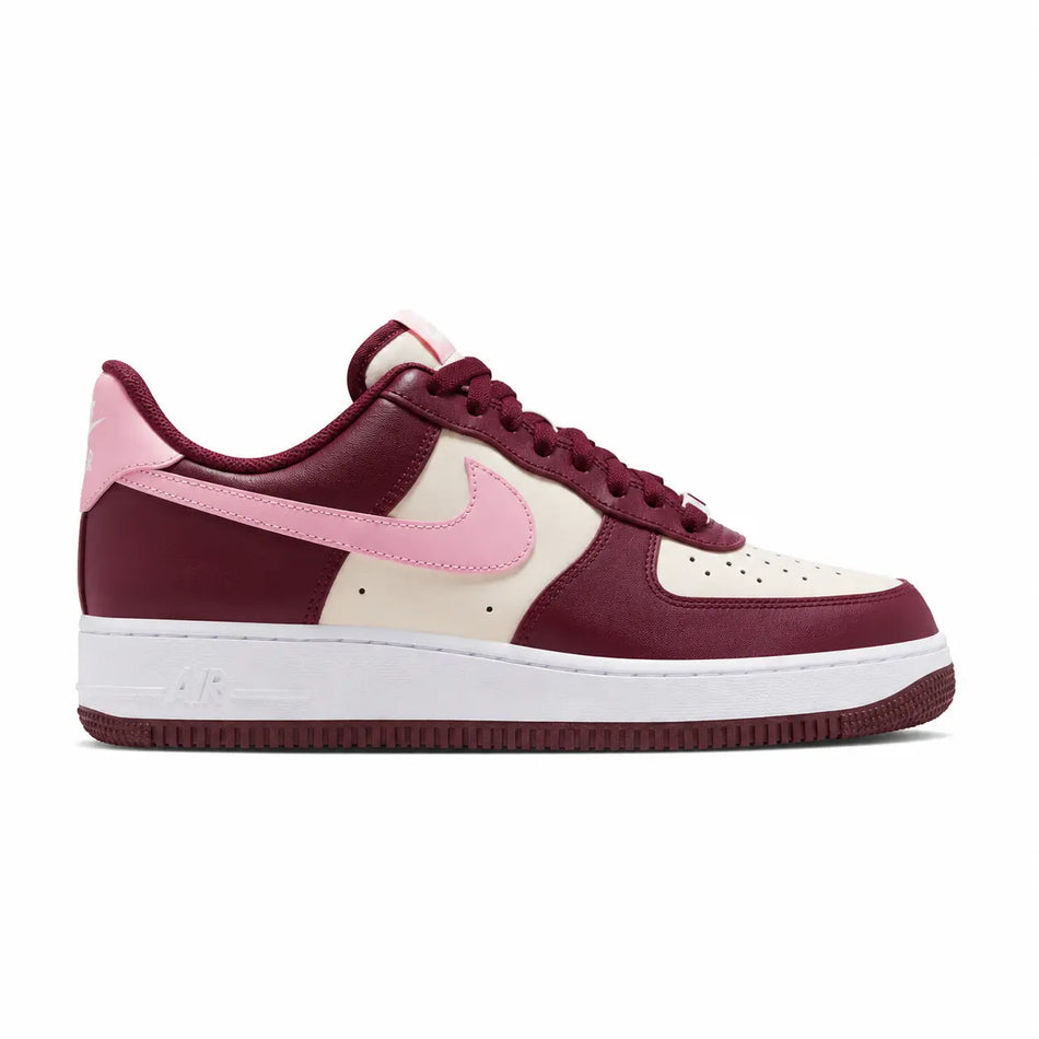 NIKE AIR FORCE 1 LOW “VALENTINE’S DAY”