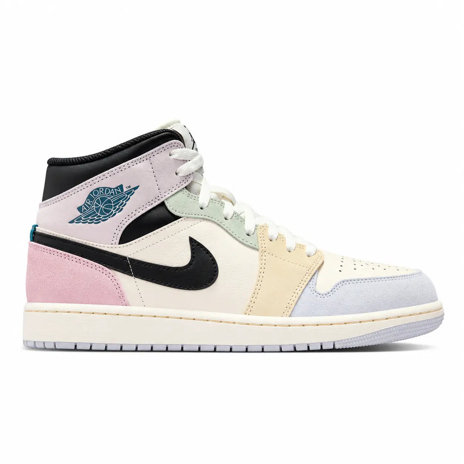 NIKE AIR JORDAN 1 MID SE “ICED JADE”