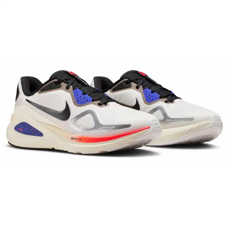 NIKE STRUCTURE 26 ROAD RUNNING SHOES