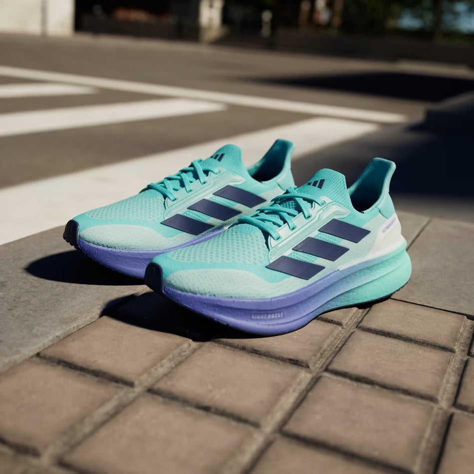 ADIDAS ULTRABOOST 5X "Flash Aqua"